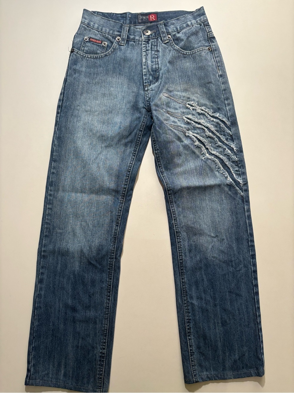 2000s Women’s embroidered claw printed Y2K faded jeans